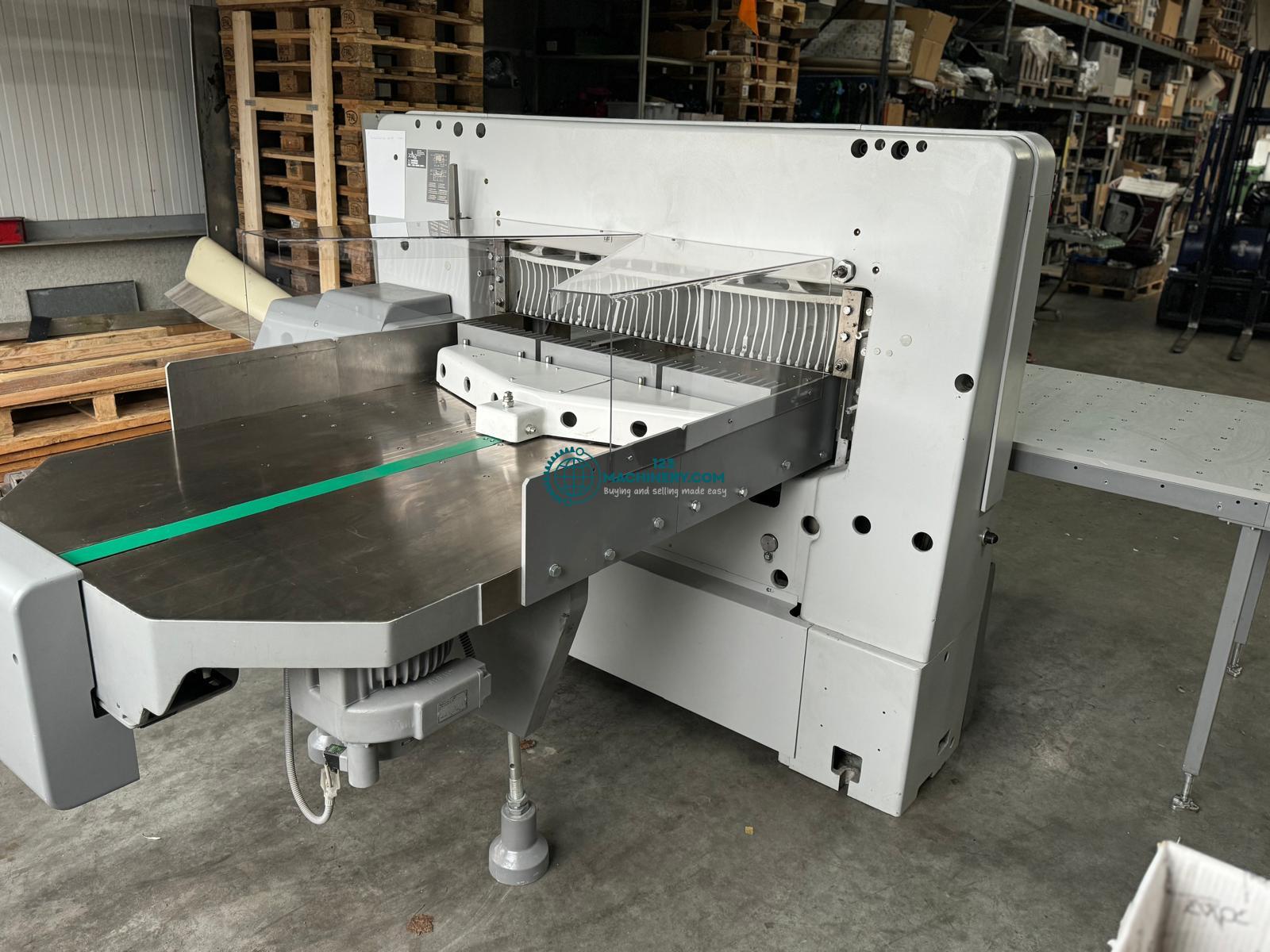 Polar 115 E Papercutter